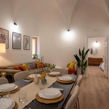 Parthenope Luxury In The Center Of Νάπολη