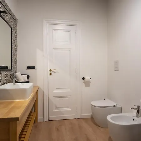 Διαμέρισμα Parthenope Luxury In The Center Of Νάπολη